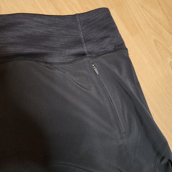 NWT Outdoor Voices 4" Short Brief Lined 2 Pockets Size XXXL 18-20 - Picture 12 of 16